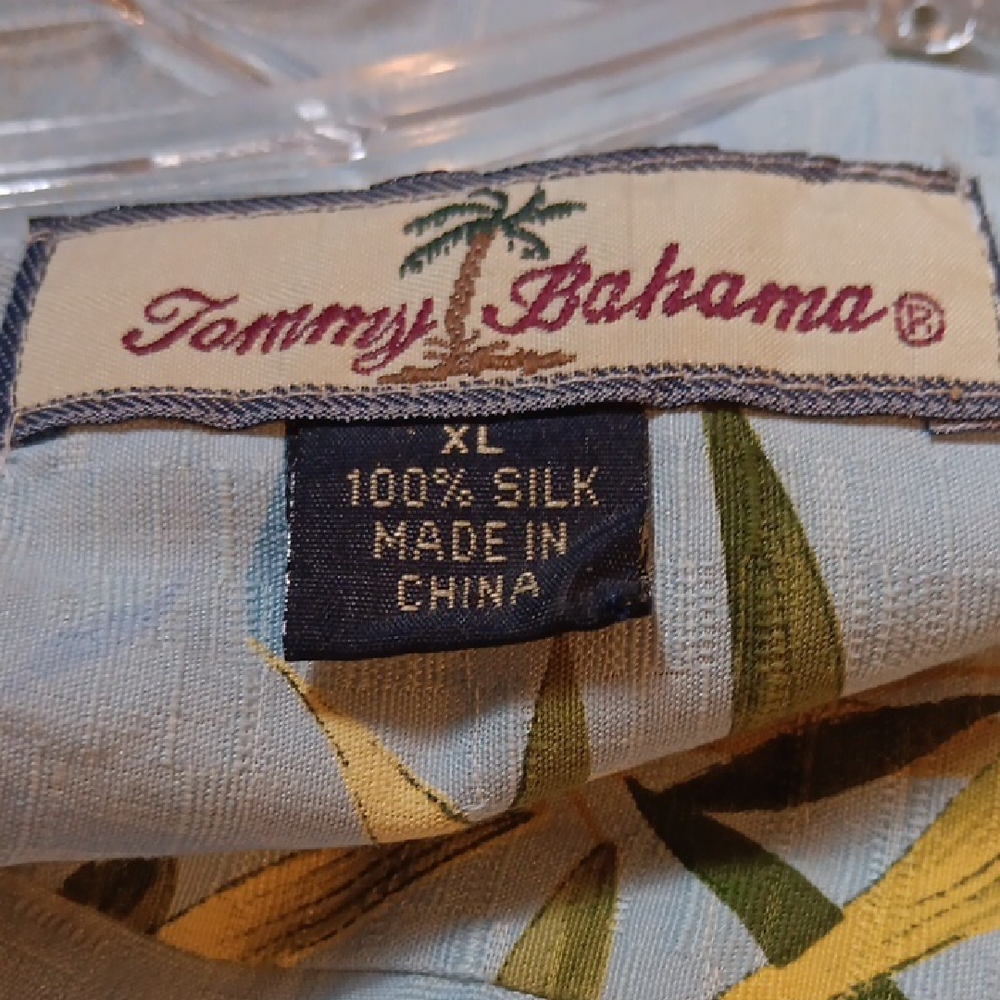 Tommy Bahama Button Down - Picture 8 of 8